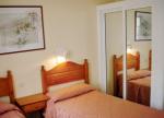Adonis Bungalows Picture 5
