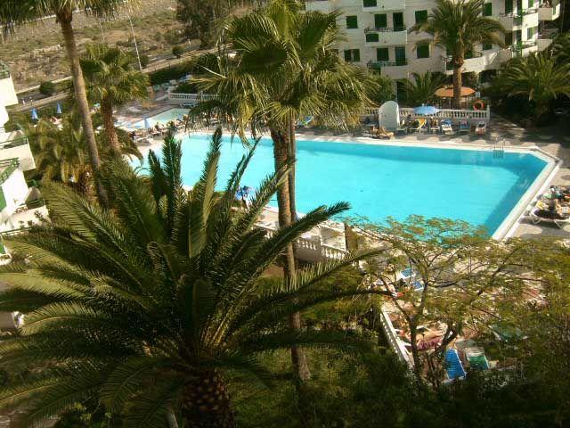 Los Salmones Apartments