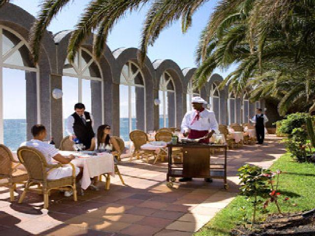 San Agustin Beach Club Hotel