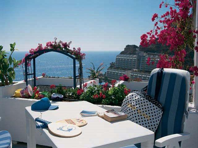 Cala Blanca Hotel