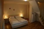 Snowplough Apartments Picture 1
