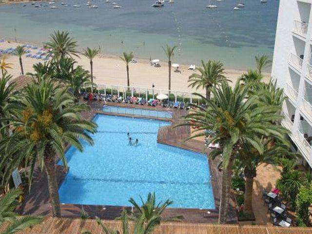Fiesta Palmyra Hotel