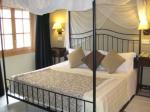 Saratoga Hotel Picture 6