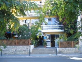 Rosamar Hotel
