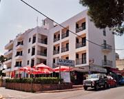 La Perla Apartments