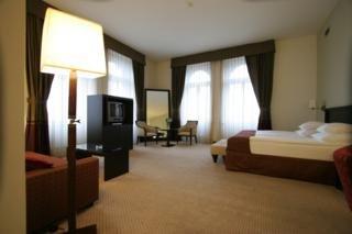 Golden Tulip Prague Terminus Hotel