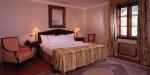Golden Well Hotel Picture 4
