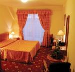Step Hotel Picture 1