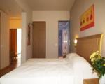 Sgouros Hotel Picture 4