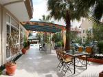 Club Dorado Apartments Picture 4