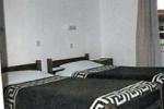 Dolphin Studios Picture 1