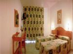 Los Pinos Hotel Picture 6