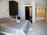 Mediterranean Beach Hotel Picture 3
