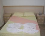 Pine Corner Apartments Picture 5