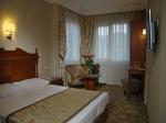Lady Diana Hotel Picture 5