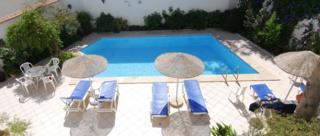 Akdeniz Apartments