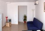 Iris Apartments Picture 2