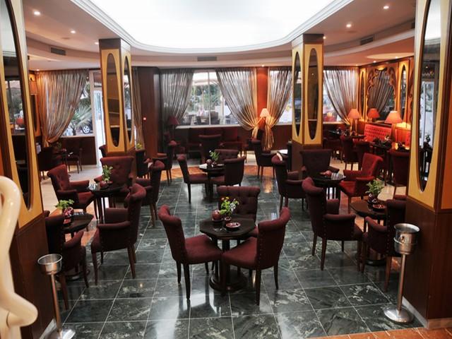 Royal Nozha Hotel