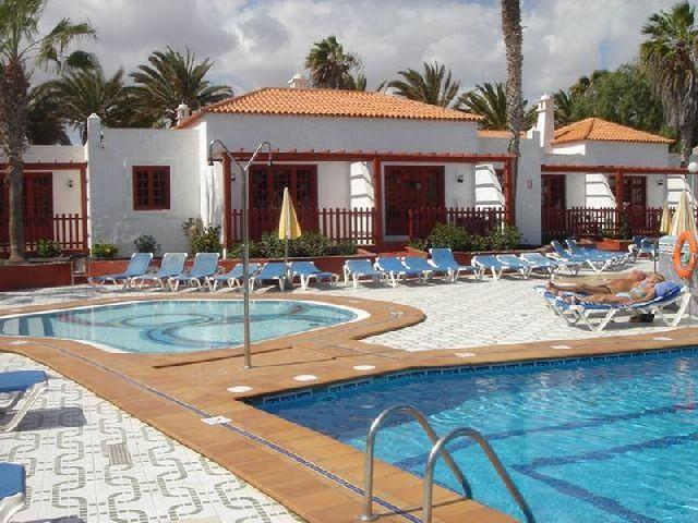 Castillo Beach Puerto Apartments