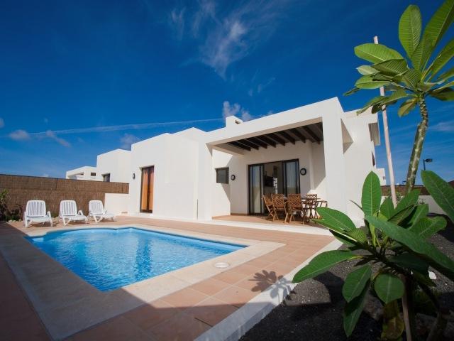 Las Buganvillas Villas