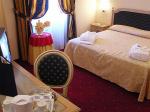 Waldorf Hotel Picture 3