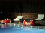 Black Hotel Picture 1