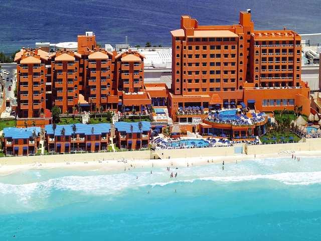 Barcelo Tucancun Beach Hotel