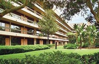 Orlando Metropolitan Resort Hotel