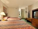 Super 8 Florida Mall Hotel Picture 2