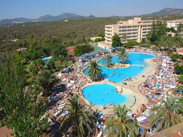 Club Cala Romani Hotel, Calas de Mallorca, Majorca, Spain. Book Club ...