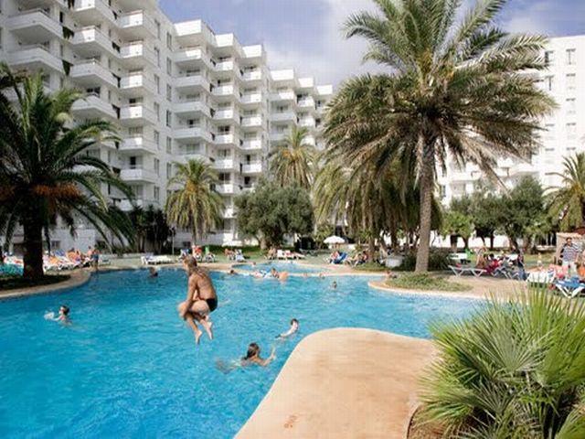 Playa Dorada Aparthotel, Sa Coma, Majorca, Spain. Book Playa Dorada ...