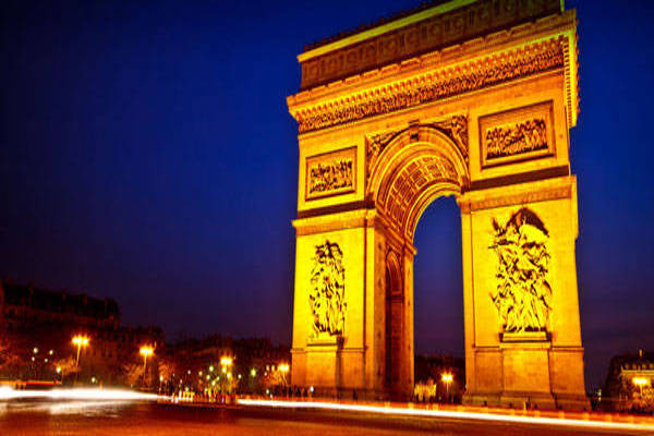 Photo of Arc De Triomphe & Pte Maillot (Arr 17)