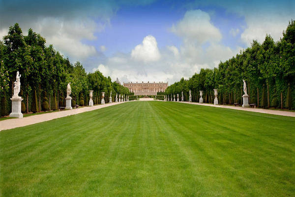 Photo of West Versailles