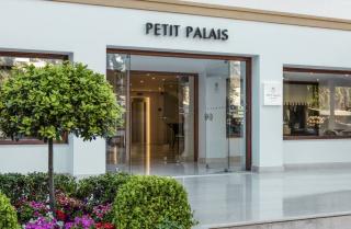 Book Mitsis Petit Palais online