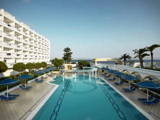 Book Mitsis Grand Hotel Beach Hotel online