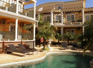 Book Dom Manuel Hotel online