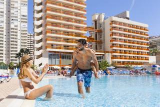 Book Dynastic Hotel online