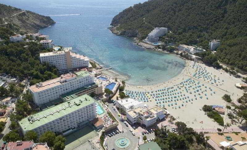 Holidays at Sirenis Cala Llonga Resort Hotel in Cala Llonga, Ibiza
