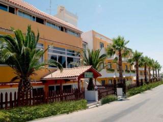Book Sunny Days Apartments online