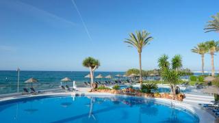 Book Estival Torrequebrada online