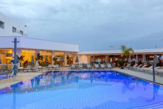 Book Limanaki Beach Hotel online
