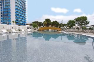 Photograph of Tonga Tower Design Hotel and Suites