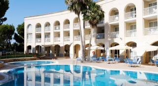 Book Floramar Aparthotel online