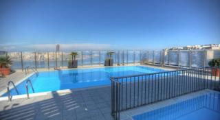 Book Plaza and Plaza Regency Hotel online