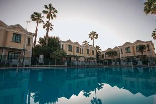 Book Servatur Suns Gardens Apartments online