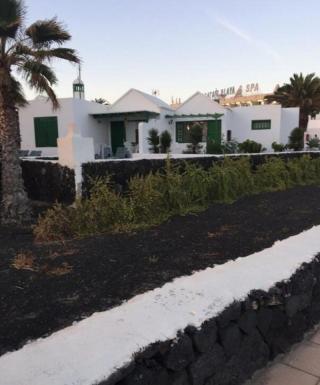 Photograph of Las Gaviotas Apartments
