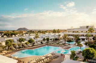 Book Playa Park Club Aparthotel online