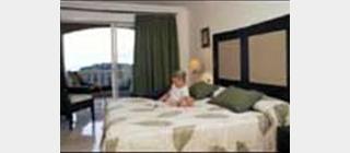 Photograph of El Nautico Suites Hotel