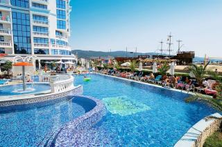 Book Chaika Beach Hotel online