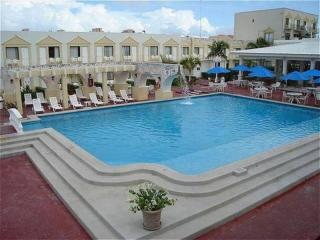 Photograph of Holiday Inn Express Hotel